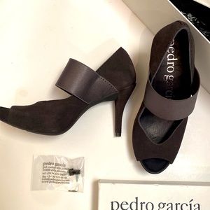 Pedro Garcia Neiman Marcus Black Suede Leather Heels New With Tags Made in Italy
